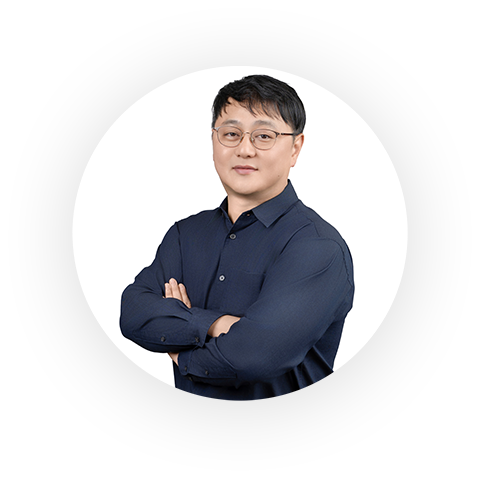김O주
